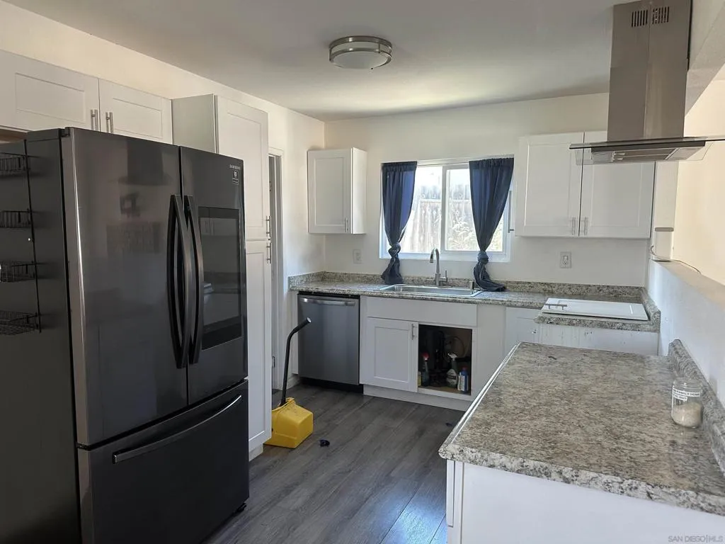 475 Rivera Ct, Chula Vista, California 91911 home-pic-1